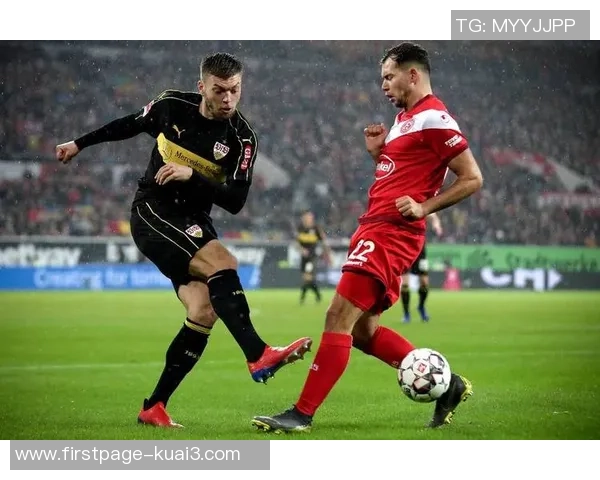 勒沃库森与杜塞尔多夫激战在即谁能在德甲赛场上笑到最后