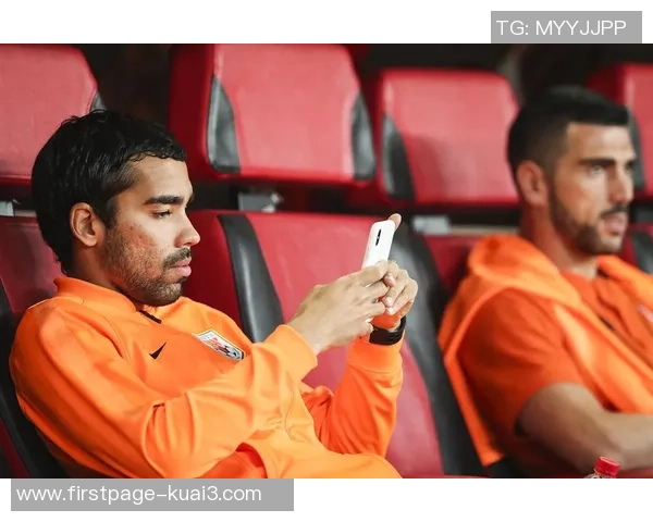 居马别克与金秀哲的巅峰对决谁能笑到最后的精彩较量